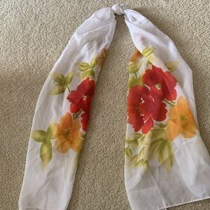 Dingxiu Floral Print Scarf with Red and Orange Accents